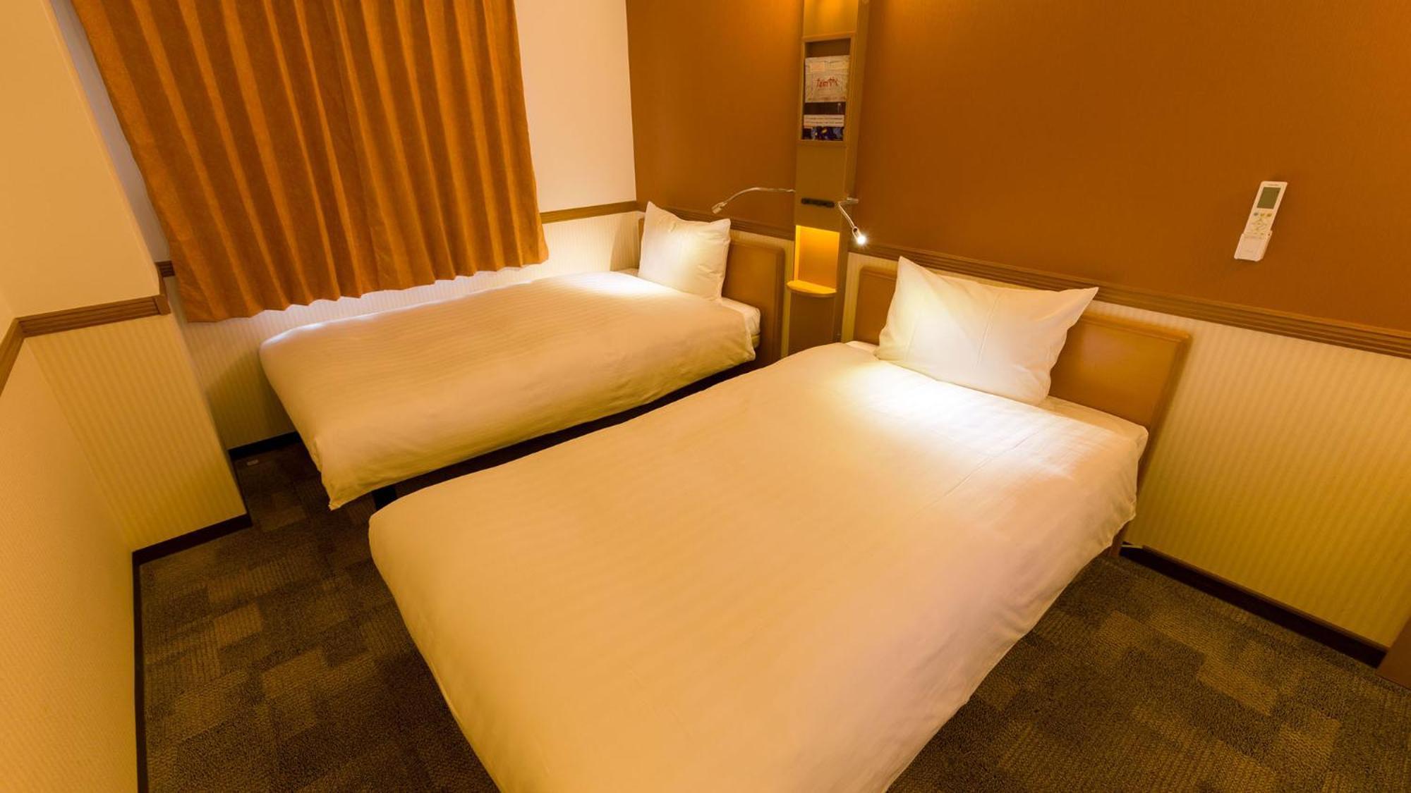 Toyoko Inn Yonezawa Ekimae Kamer foto